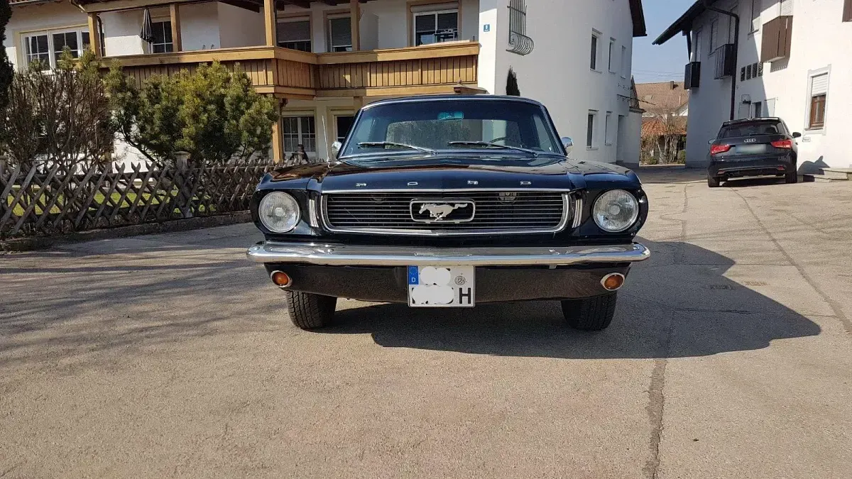 Gebraucht Ford V8 223 PS (164 kW) 1966 Schwarz Coupé