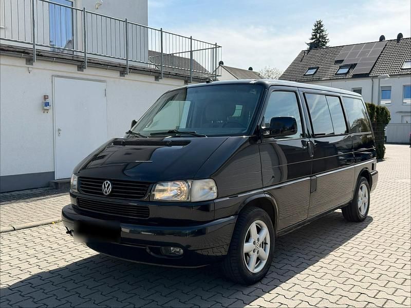 Second-hand VW T4 151 CP (111 kW) 2002 Negru Van