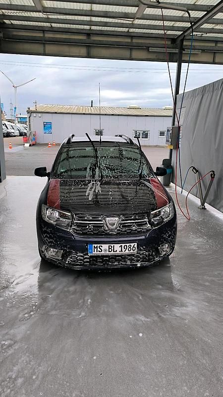 Blau Gebraucht 2017 Dacia Logan MCV Kombi | 7.490 € (Fairer Preis) - Bild 1/4