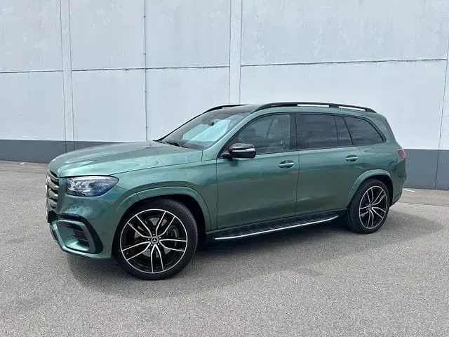 Gebraucht Mercedes GLS450 AMG 367 PS (269 kW) 2025 Ireland green middle  metalli SUV