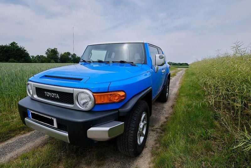 Blau Gebraucht 2007 Toyota FJ Cruiser SUV | 29.000 € - Bild 1/4