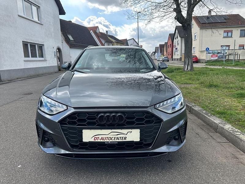 Gebraucht Audi A4 S-Line 163 PS (119 kW) 2022 Grau Kombi