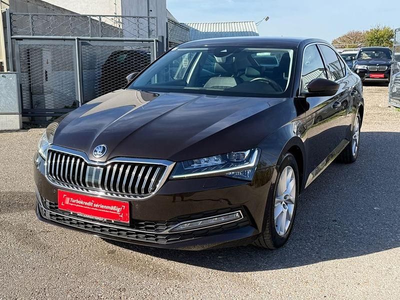Braun Gebraucht 2020 Skoda Superb Style Limousine | 18.999 € - Bild 1/4