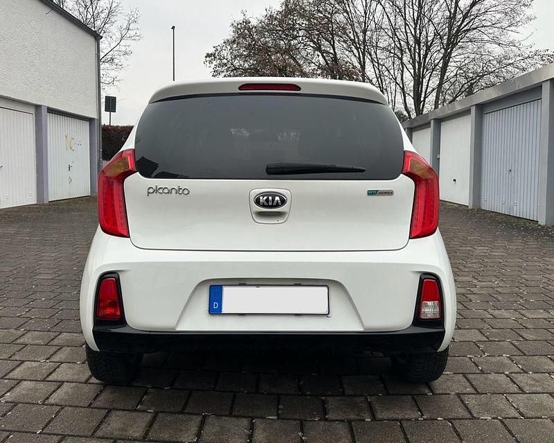 Gebraucht Kia Picanto Edition 7 67 PS (49 kW) 2015 Weiß Kleinwagen
