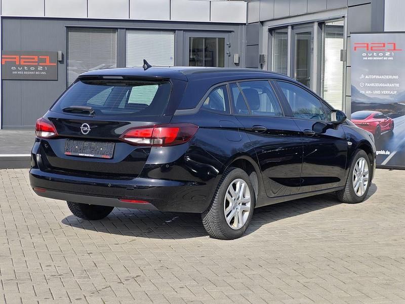 Gebraucht Opel Astra Edition 110 PS (80 kW) 2018 Schwarz