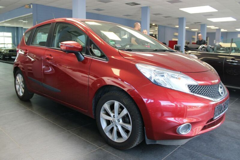 Rot Gebraucht 2015 Nissan Note 360º Van / Kleinbus | 8.980 € (Teuer) - Bild 1/4