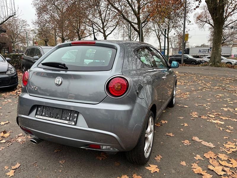 Gebraucht Alfa Romeo MiTo 79 PS (58 kW) 2009 Grau Kleinwagen