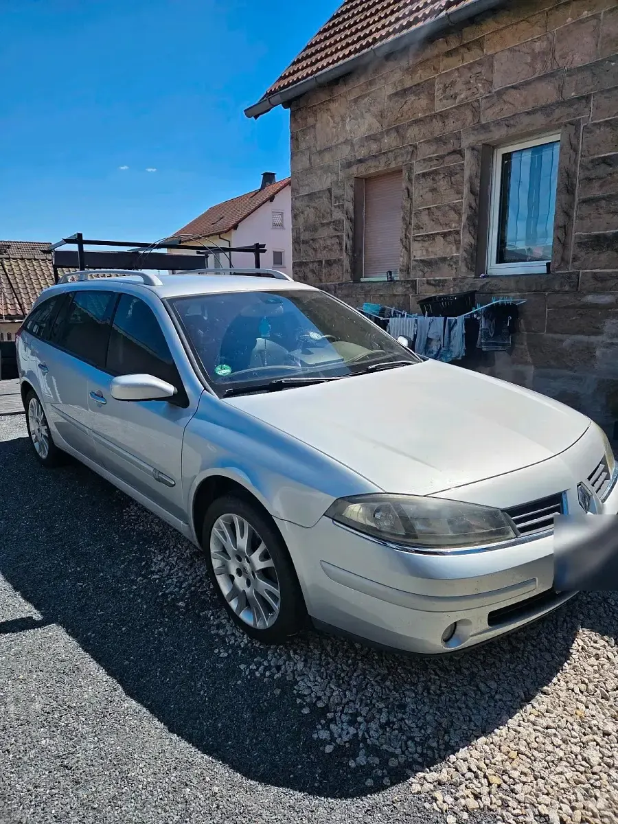 Gebraucht Renault Laguna II 150 PS (110 kW) 2007 Silber Kombi