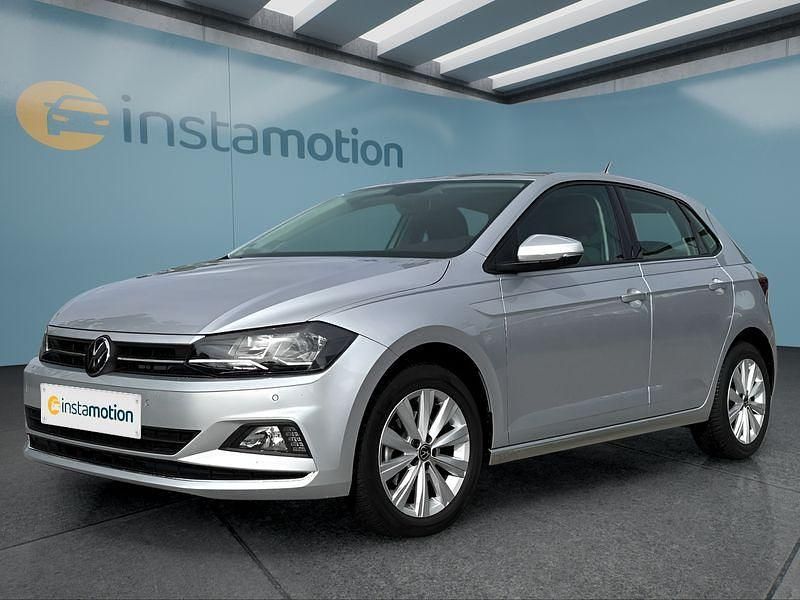 Silber Gebraucht 2021 VW Golf VIII Limousine | 23.199 € (Guter Preis) - Bild 1/4