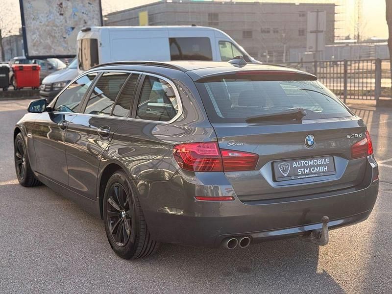Gebraucht BMW 530 Performance 258 PS (189 kW) 2016 Grau Kombi