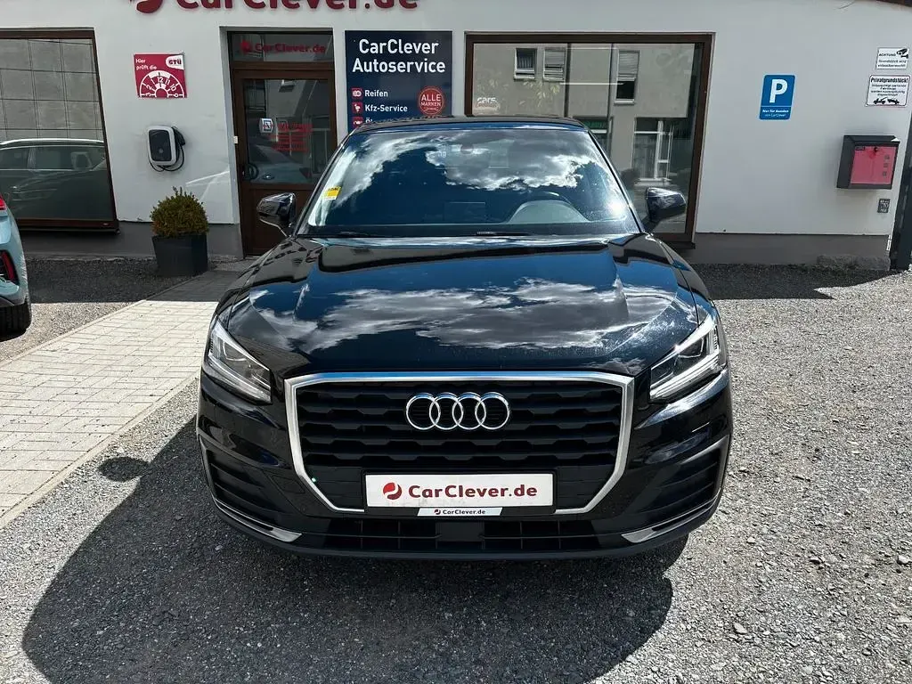 Gebraucht Audi Q2 116 PS (85 kW) 2018 Schwarz SUV