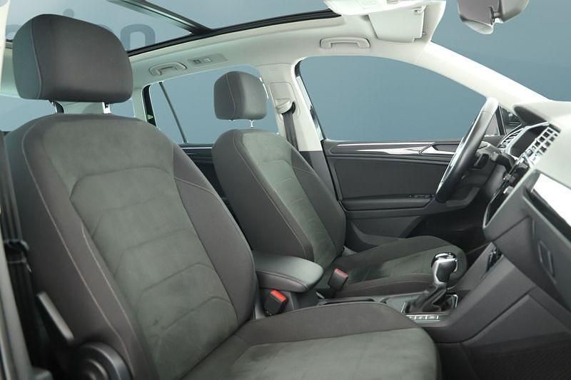 Gebraucht VW Tiguan 150 PS (110 kW) 2022 Schwarz SUV