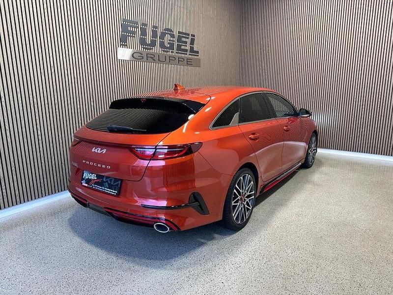 Gebraucht Kia ProCeed GT 204 PS (150 kW) 2024 Orange fusion met. Kombi