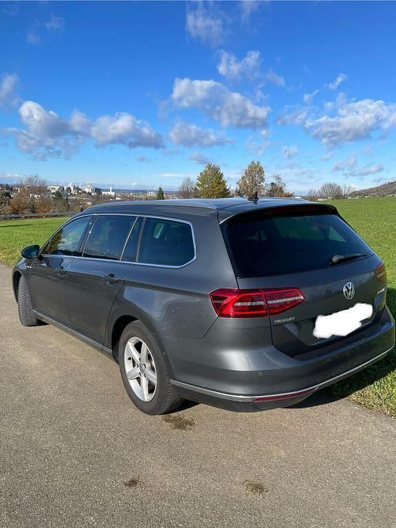 Gebraucht VW Passat Highline 150 PS (110 kW) 2016 Grau Kombi