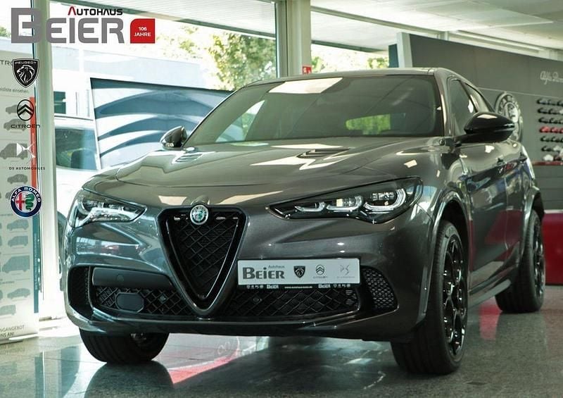 Colore esterno (grigio vesuvio Neu 2025 Alfa Romeo Stelvio Quadrifoglio SUV | 111.650 € - Bild 1/4