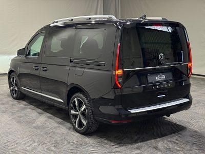 Second-hand VW Caddy Maxi Style 122 CP (89 kW) 2023 Negru Monovolum