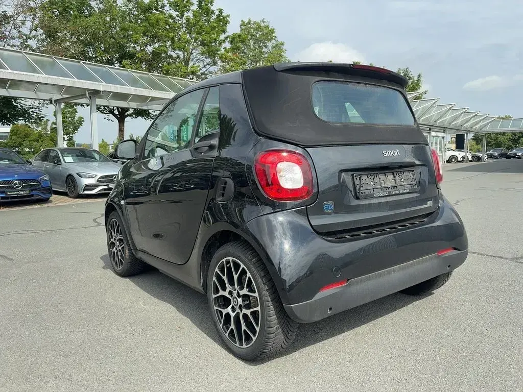 Gebraucht Smart ForTwo Electric Drive 60 kW (82 PS) 2023 Schwarz Cabrio