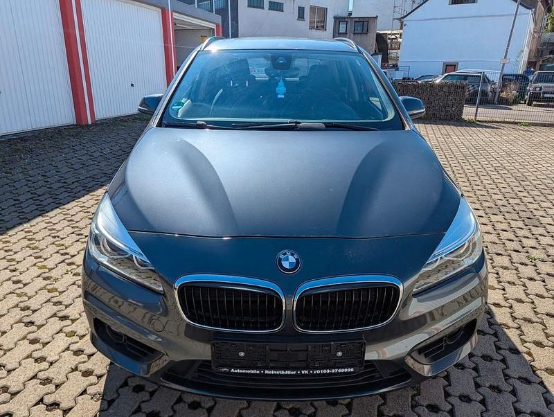 Gebraucht BMW 218 Active Tourer Sport Line 136 PS (100 kW) 2015 Grau Van / Kleinbus