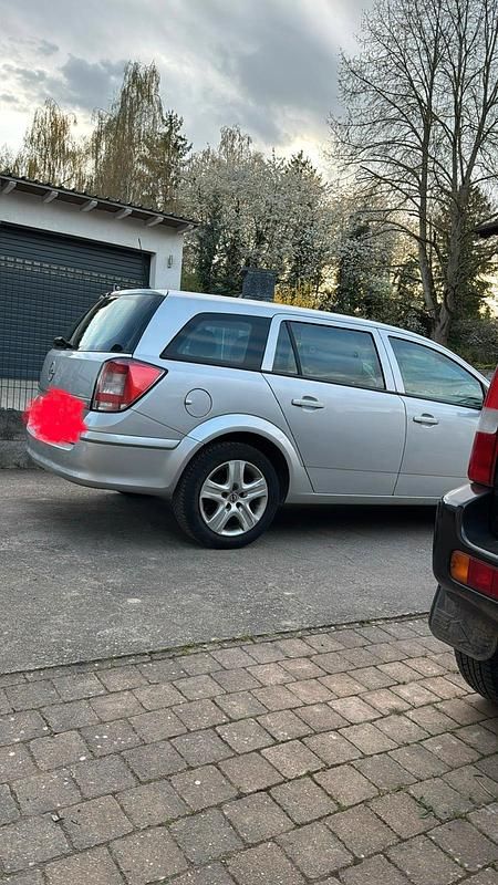 Gebraucht Opel Astra 115 PS (84 kW) 2009 Silber Kombi