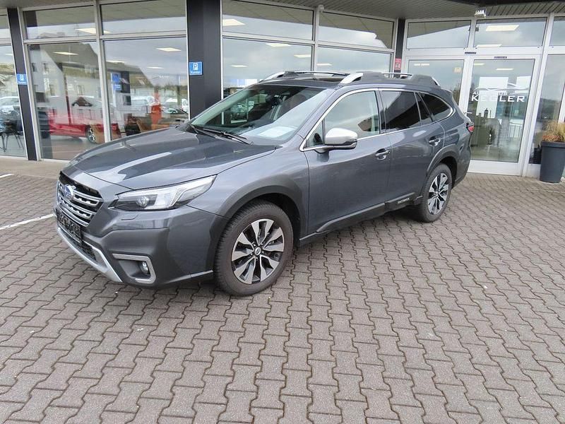 Gebraucht Subaru Outback Platinum 169 PS (124 kW) 2024 Grau Kombi