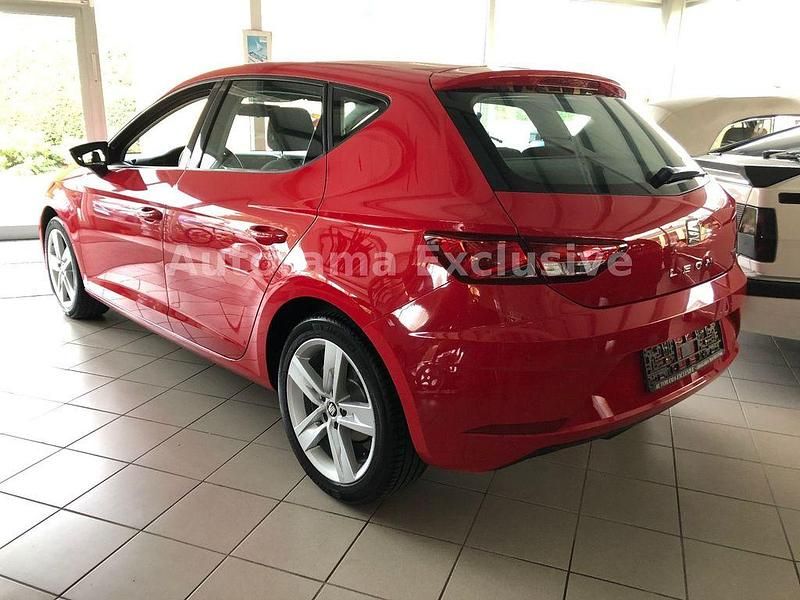 Gebraucht Seat Leon FR 86 PS (63 kW) 2017 Rot Limousine