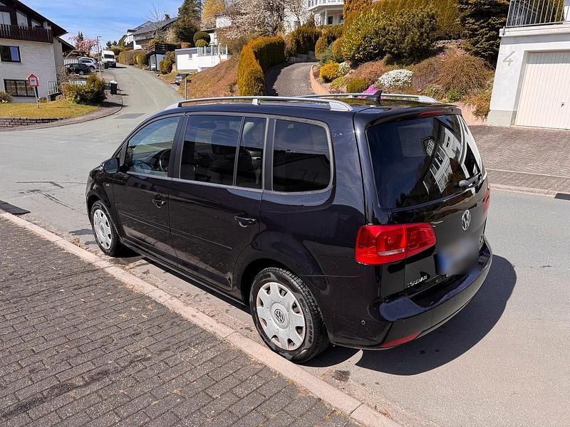 Gebraucht VW Touran Life 2014 Schwarz Van / Kleinbus