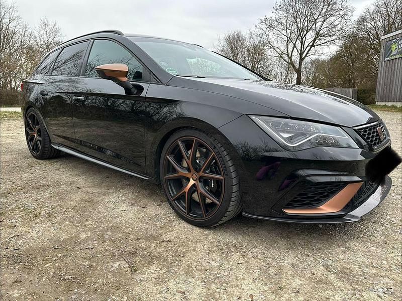Gebraucht Seat Leon 4Drive 300 PS (220 kW) 2019 Schwarz Kombi