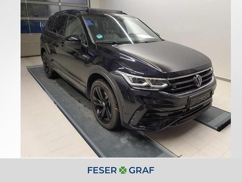 Deep black perleffekt Gebraucht 2025 VW Tiguan Allspace R-line SUV | 40.790 € (Fairer Preis) - Bild 1/4