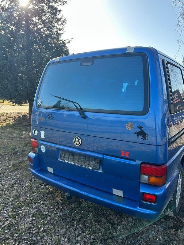 Gebraucht VW Transporter 101 PS (74 kW) 1999 Blau Van