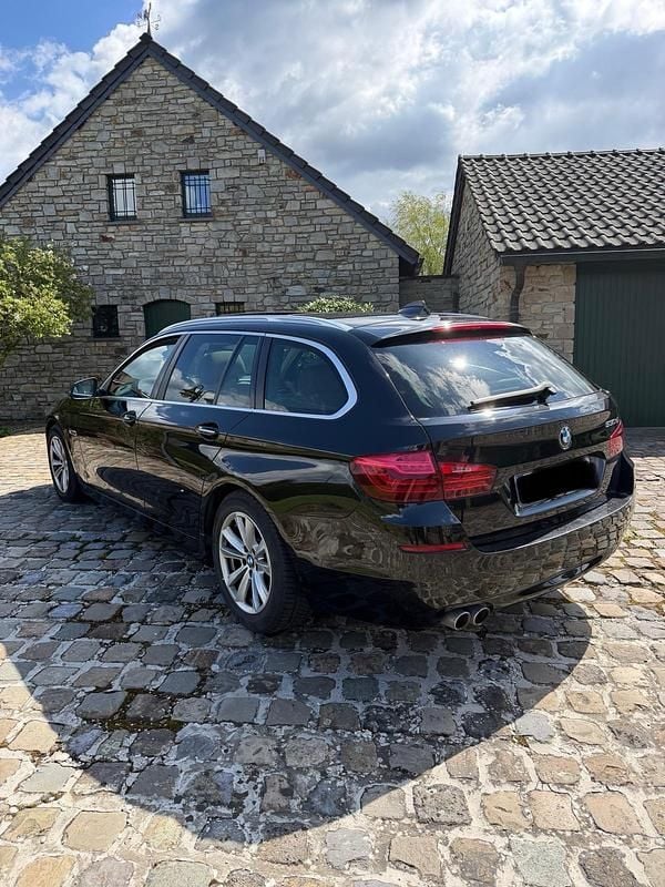 Gebraucht BMW 530 258 PS (189 kW) 2013 Schwarz Kombi