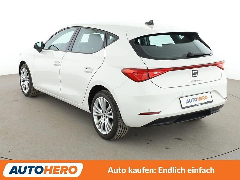 Gebraucht Seat Leon Style 110 PS (80 kW) 2022 Schwarz Limousine