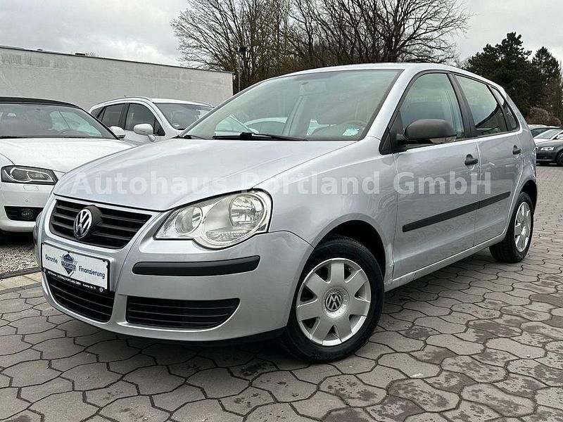Gebraucht VW Polo Trendline 54 PS (39 kW) 2005 Silber Limousine