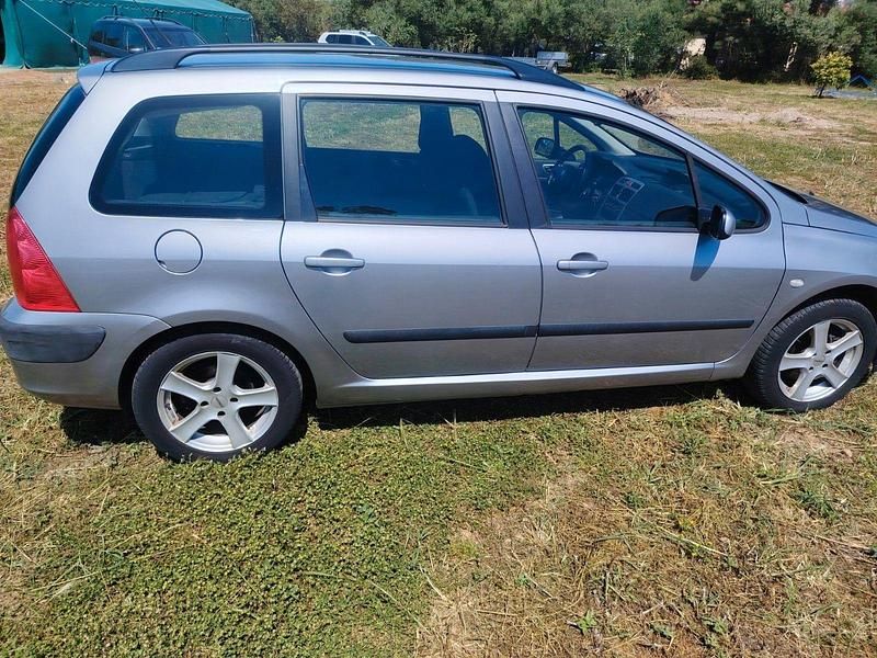 Gebraucht Peugeot 307 Tendance 136 PS (100 kW) 2003 Grau Kombi