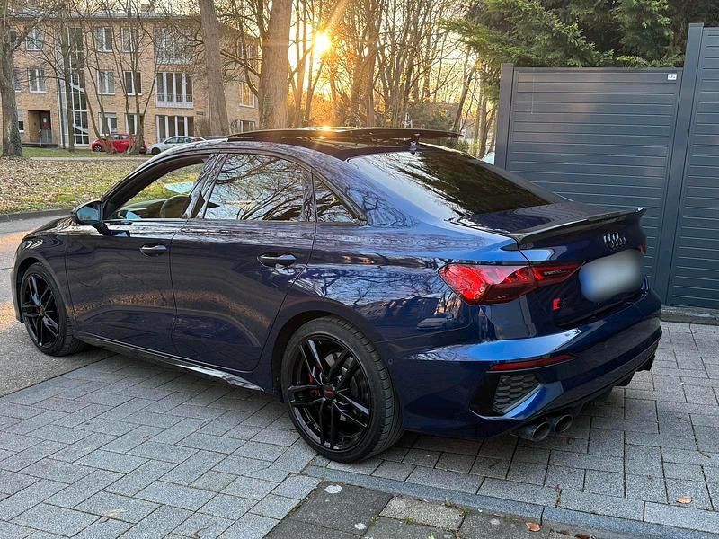 Gebraucht Audi S3 Ambiente 310 PS (228 kW) 2023 Blau Limousine