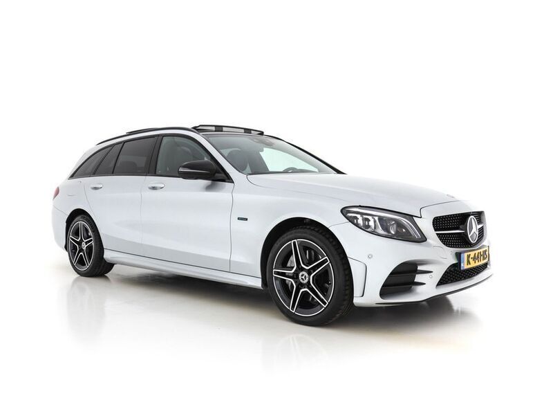 Grau Gebraucht 2021 Mercedes C300e Business Kombi | 30.945 € - Bild 1/4