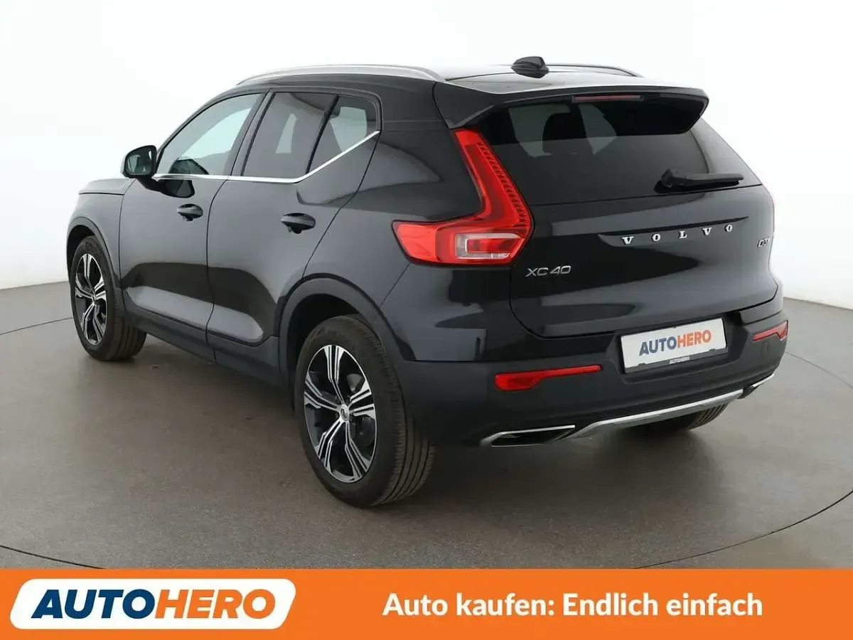 Gebraucht Volvo XC40 Inscription 150 PS (110 kW) 2020 Onyx black SUV
