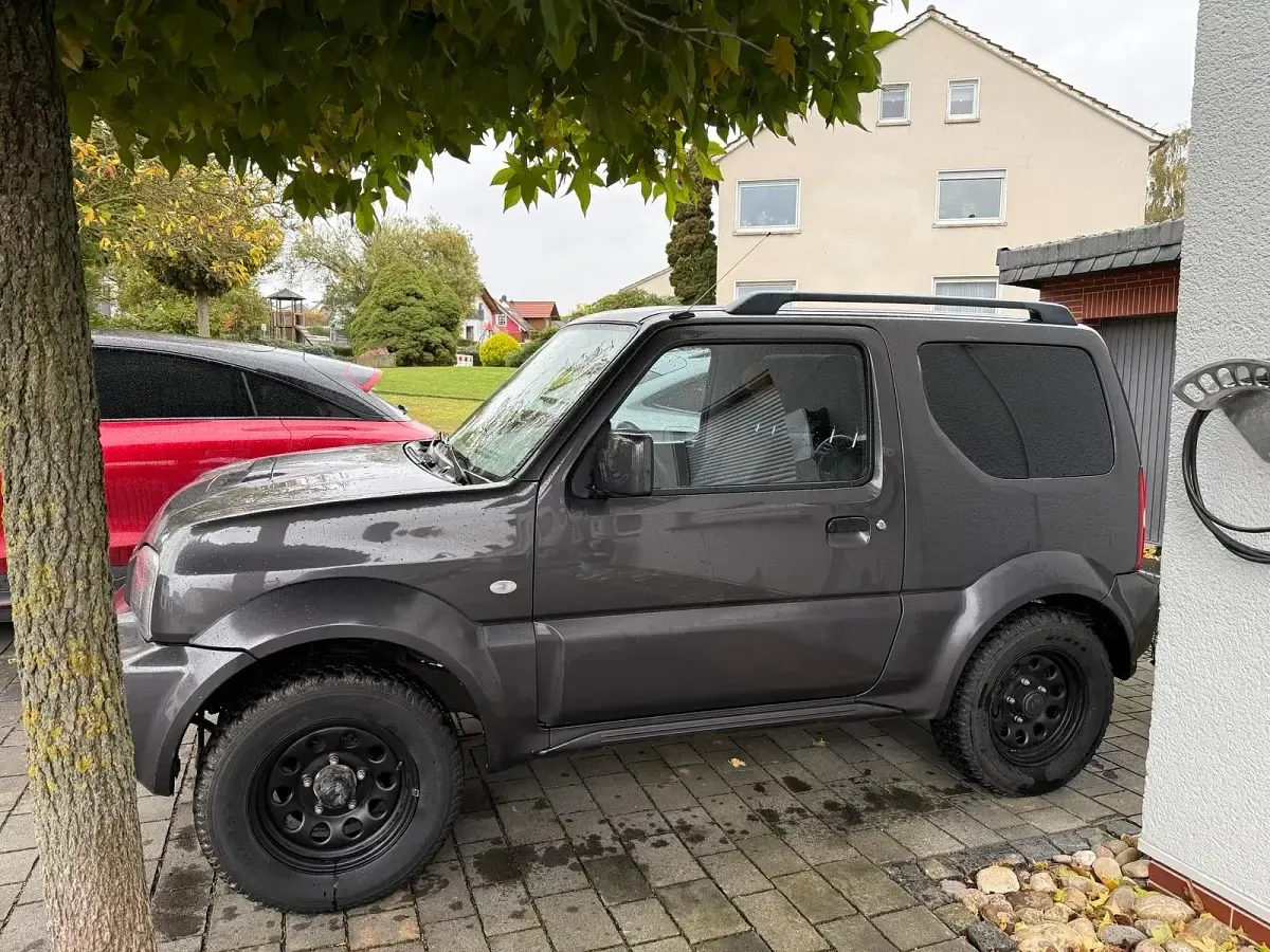 Occasion Suzuki Jimny 82 ch (60 kW) 2015 Gris SUV
