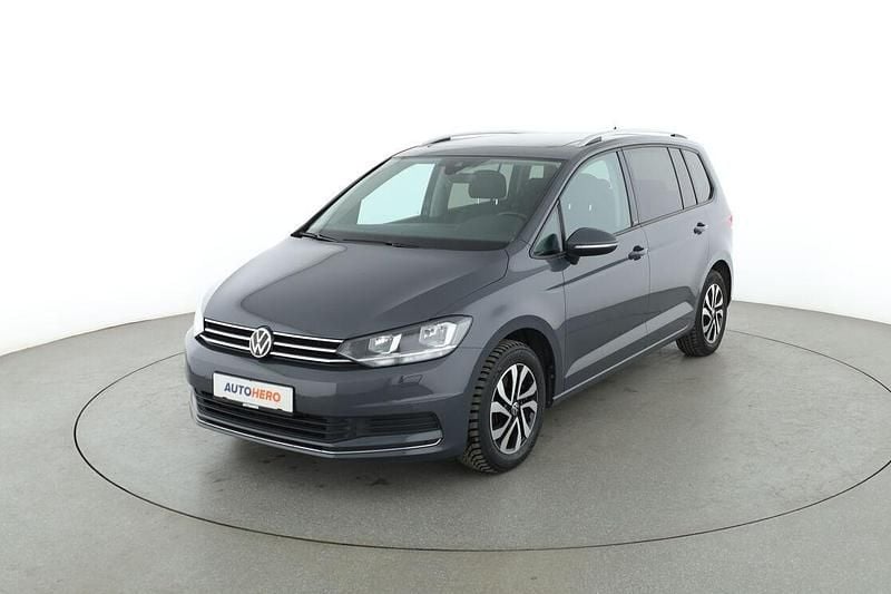 Grau Gebraucht 2021 VW Touran Active Van / Kleinbus | 24.390 € (Fairer Preis) - Bild 1/3