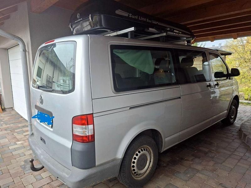 Silber Gebraucht 2010 VW Caravelle Van / Kleinbus | 9.990 € (Superpreis) - Bild 1/4