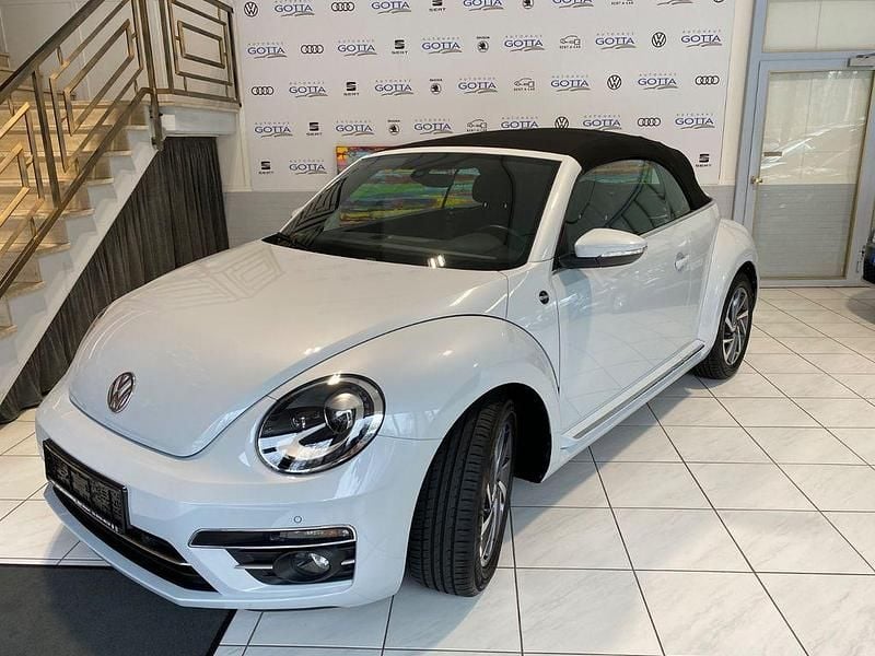 Gebraucht VW Beetle Sound 150 PS (110 kW) 2018 Silber Kleinwagen