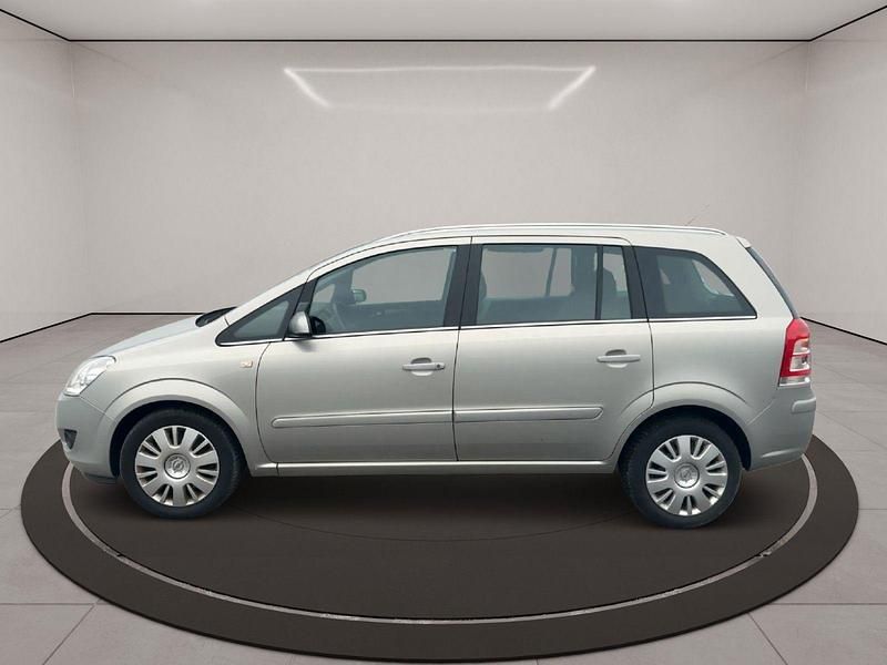 Używany Opel Zafira 150 KM (110 kW) 2009 Minivan