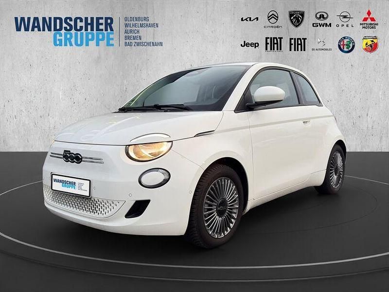 Weiß Gebraucht 2023 Fiat 500e Basis Kleinwagen | 19.690 € (Guter Preis) - Bild 1/4