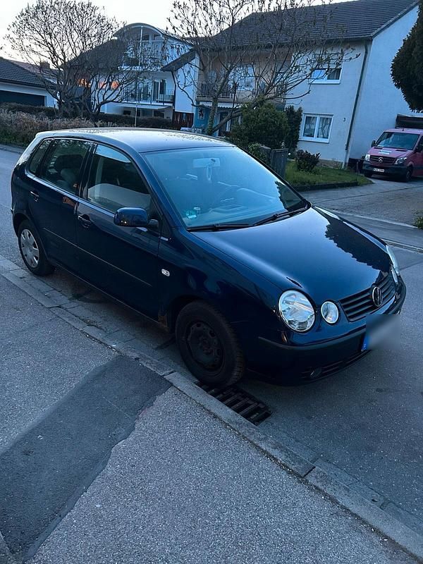 Second-hand VW Polo 2002 Albastru Hatchback