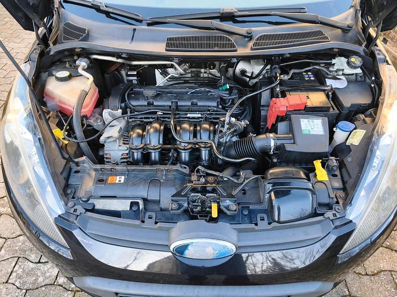 Gebraucht Ford Fiesta 97 PS (71 kW) 2009 Schwarz Kleinwagen