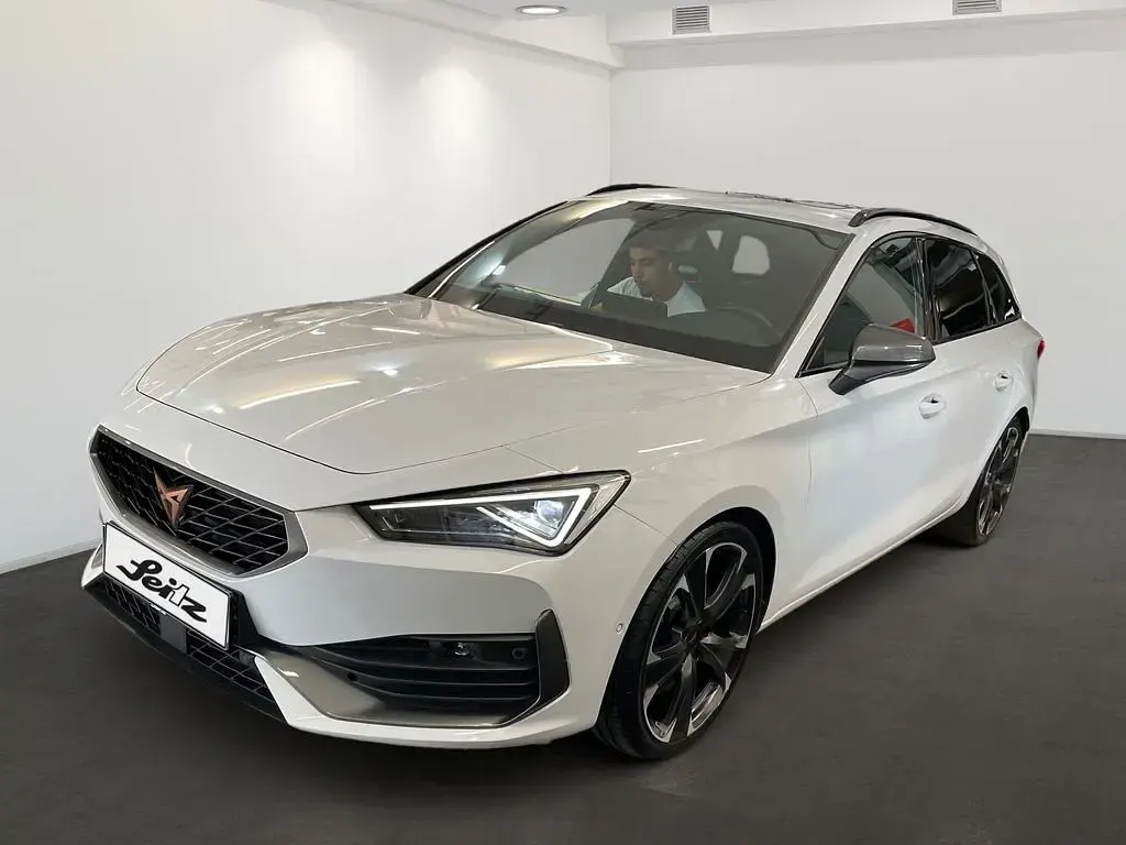 Gebraucht Cupra Leon VZ 310 PS (228 kW) 2024 Weiß Limousine