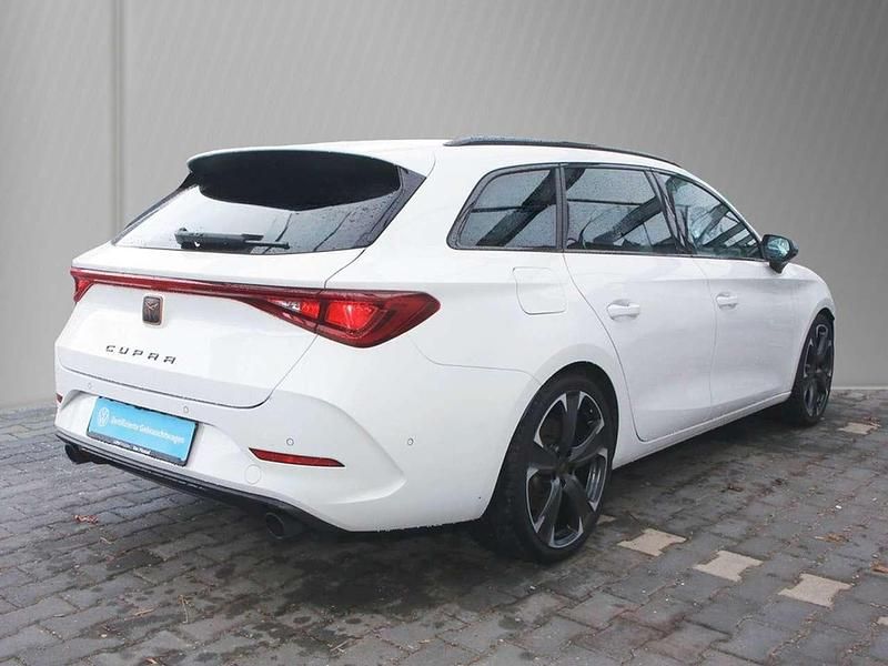 Gebraucht Cupra Leon VZ1 245 PS (180 kW) 2024 "candy" weiss Kombi