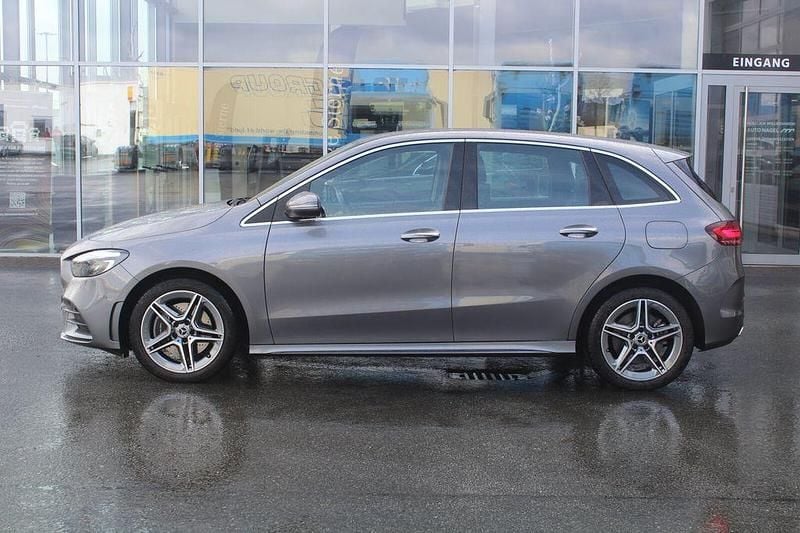 Gebraucht Mercedes B250e AMG 163 PS (119 kW) 2023 Mountaingrau Van / Kleinbus