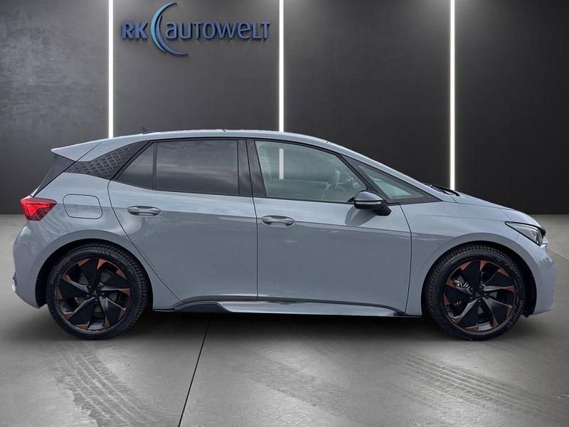 Gebraucht Cupra Born 150 kW (204 PS) 2022 Mondsteingrau Kleinwagen