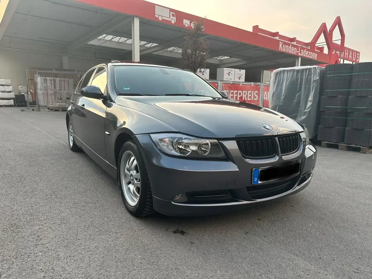 Second-hand BMW 318 129 CP (94 kW) 2006 Gri Berlinǎ