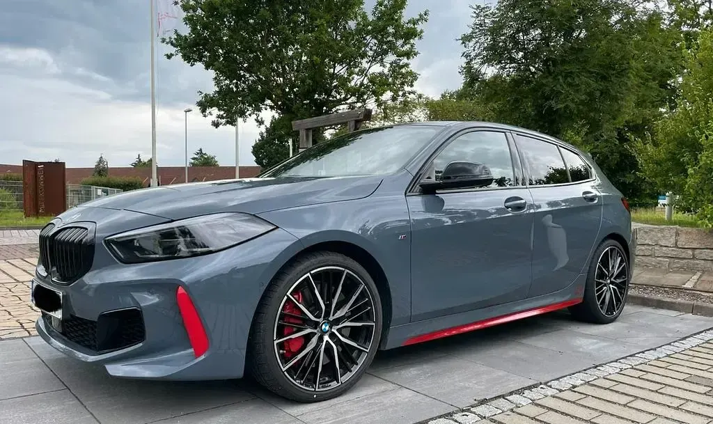 Gebraucht BMW 128 Performance 265 PS (194 kW) 2023 Grau Limousine